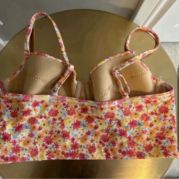 Old Navy Pique Underwire Longline Bikini Swim Top in Pink Floral Print - Picture 4 of 8